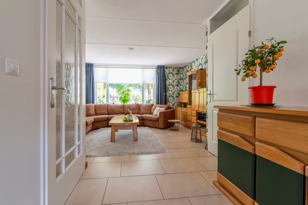 Foto 7 van Van Veldekelaan 2