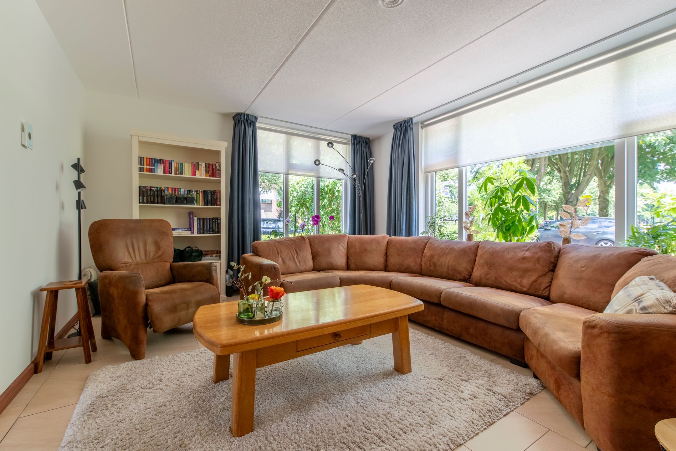 Foto 9 van Van Veldekelaan 2