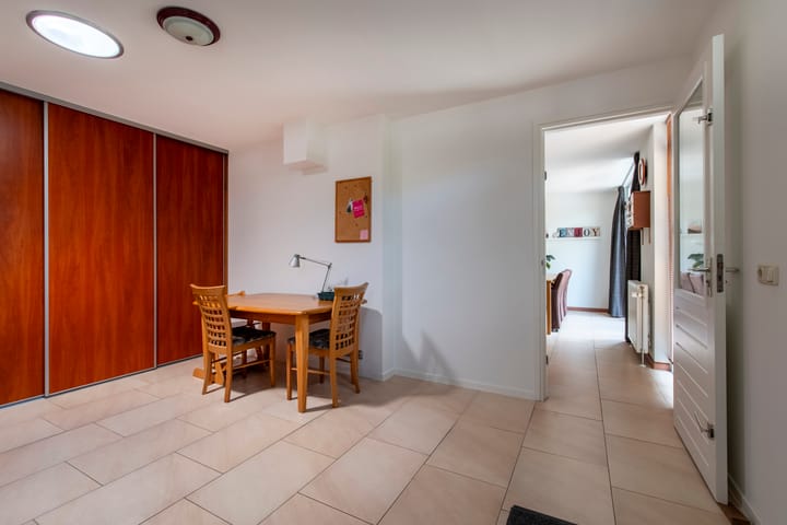 Foto 19 van Van Veldekelaan 2