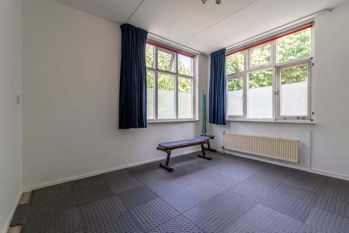 Foto 26 van Van Veldekelaan 2