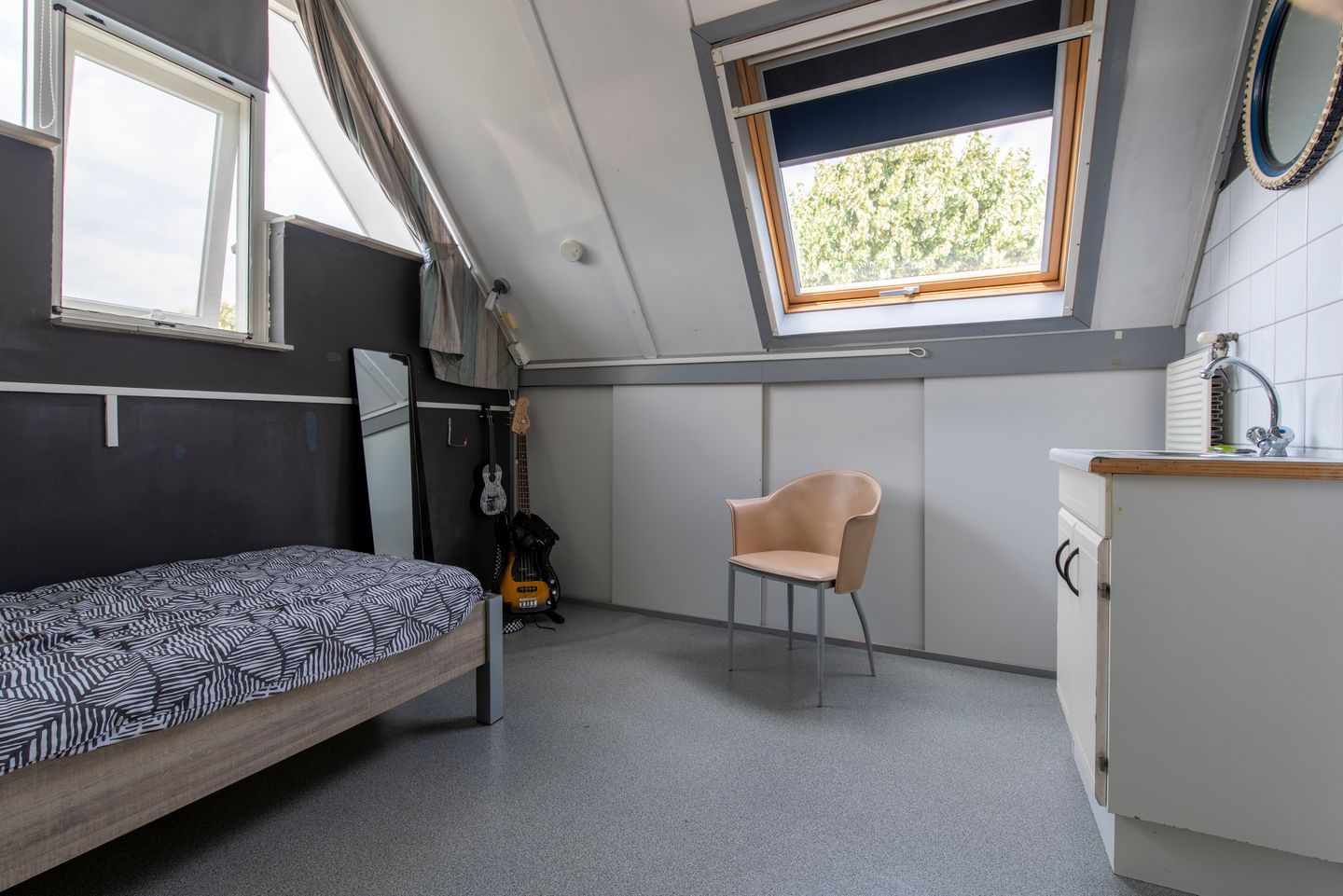 Foto 34 van Van Veldekelaan 2