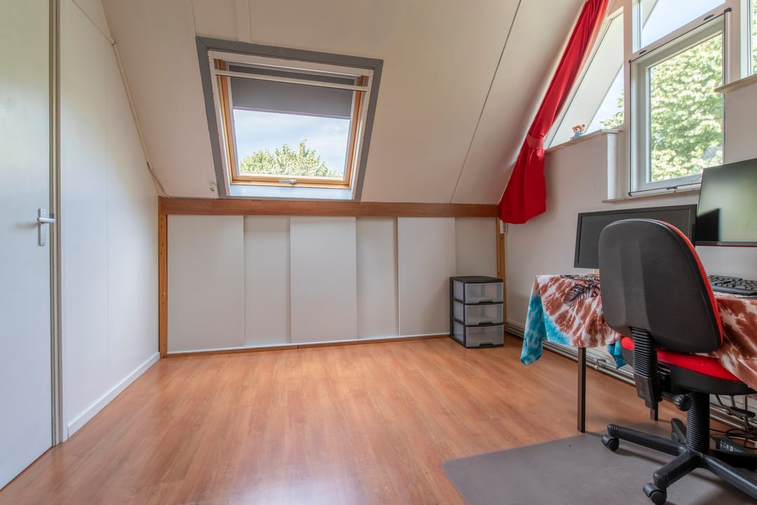 Foto 37 van Van Veldekelaan 2