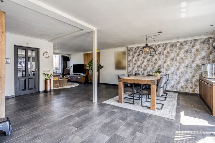 Foto 18 van van Graftstraat 17