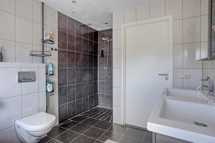 Foto 33 van van Graftstraat 17