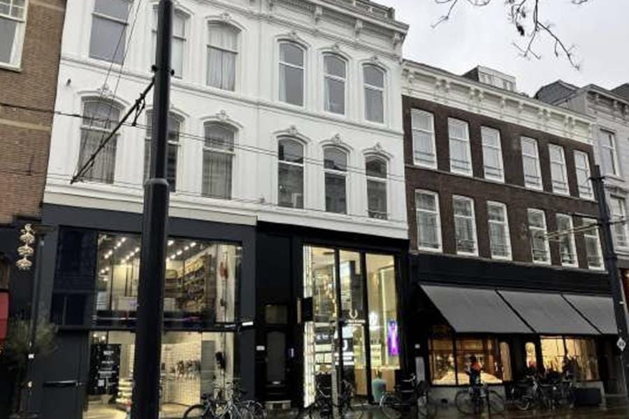Bekijk foto 2 van Van Oldenbarneveltstraat 135-A