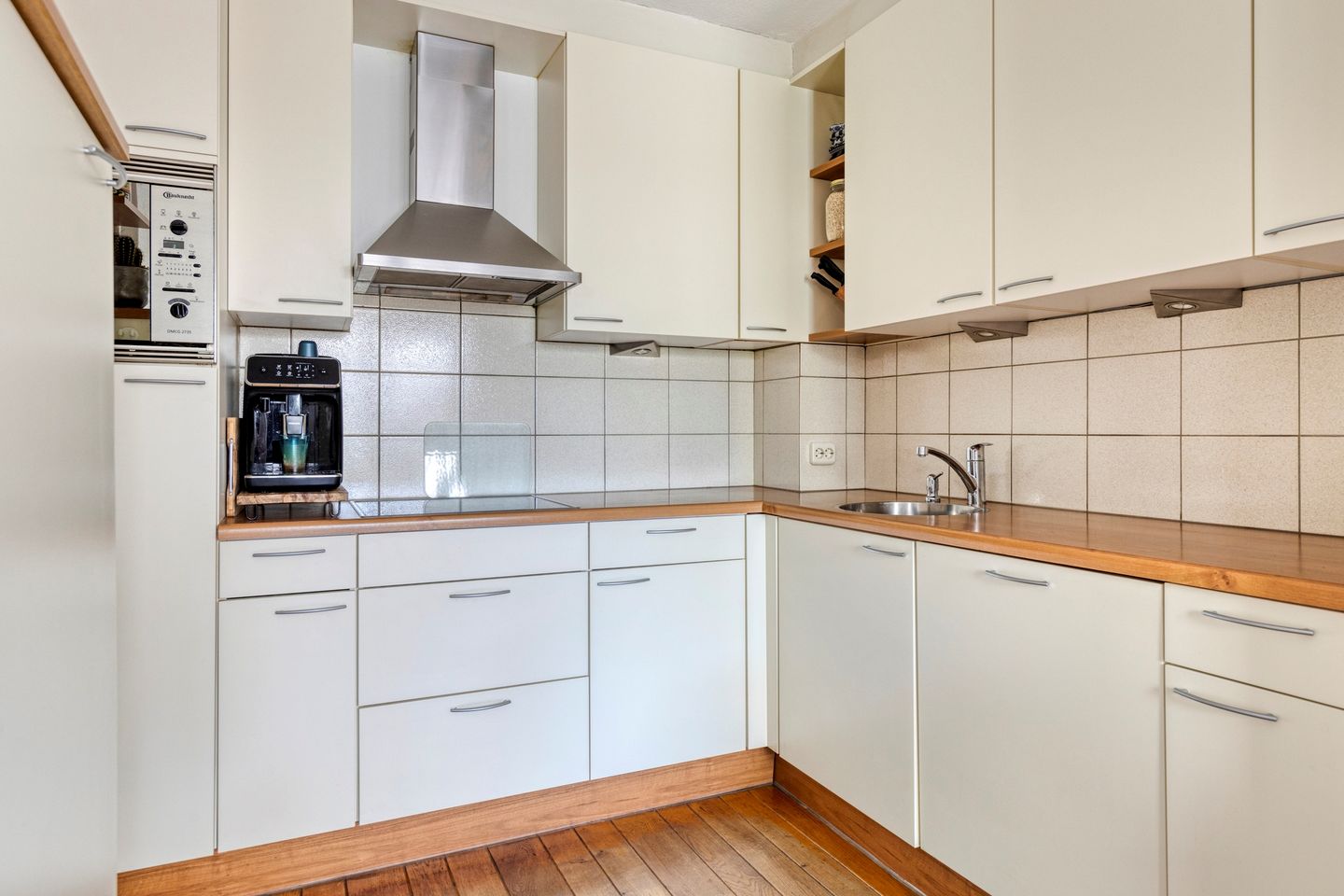 Foto 14 van Aan het Beeker Kruis 19