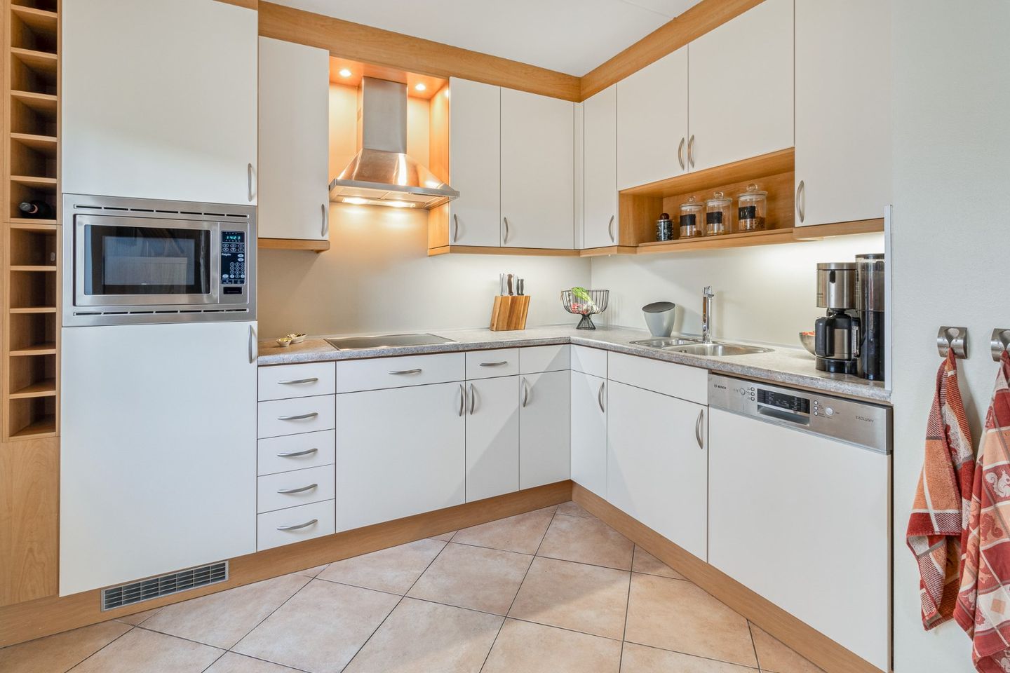 Foto 10 van Leutherweg 182