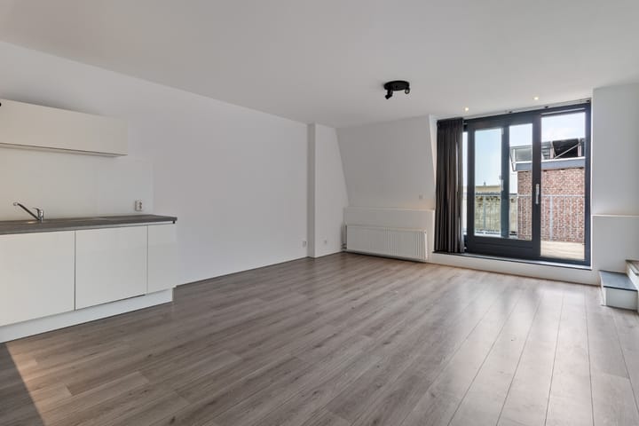 Foto 2 van Noord Buitensingel 17-B