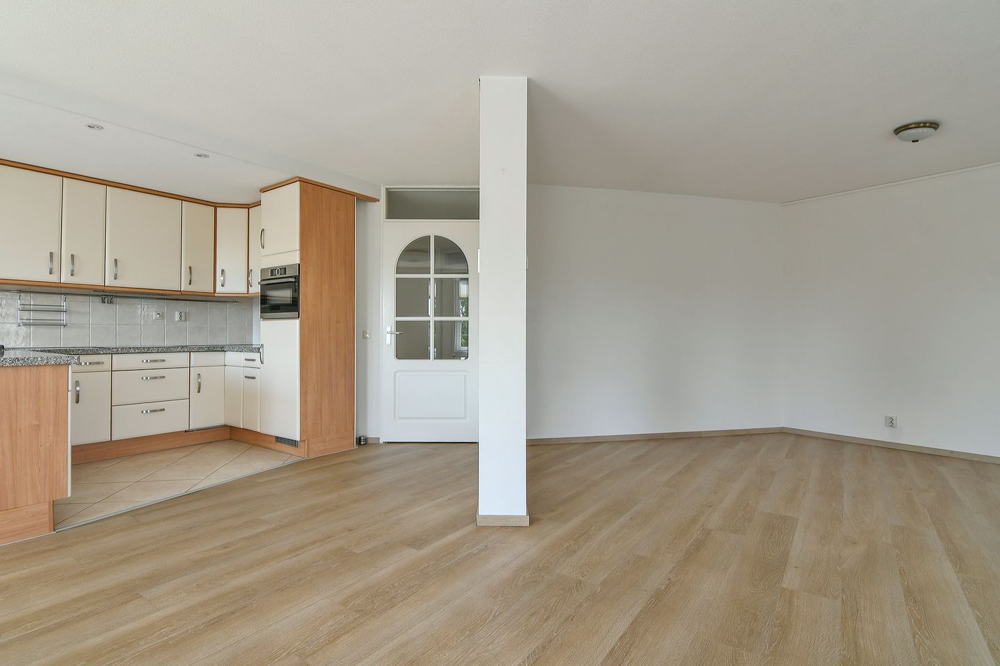 Photo 10 of Leusveld 106