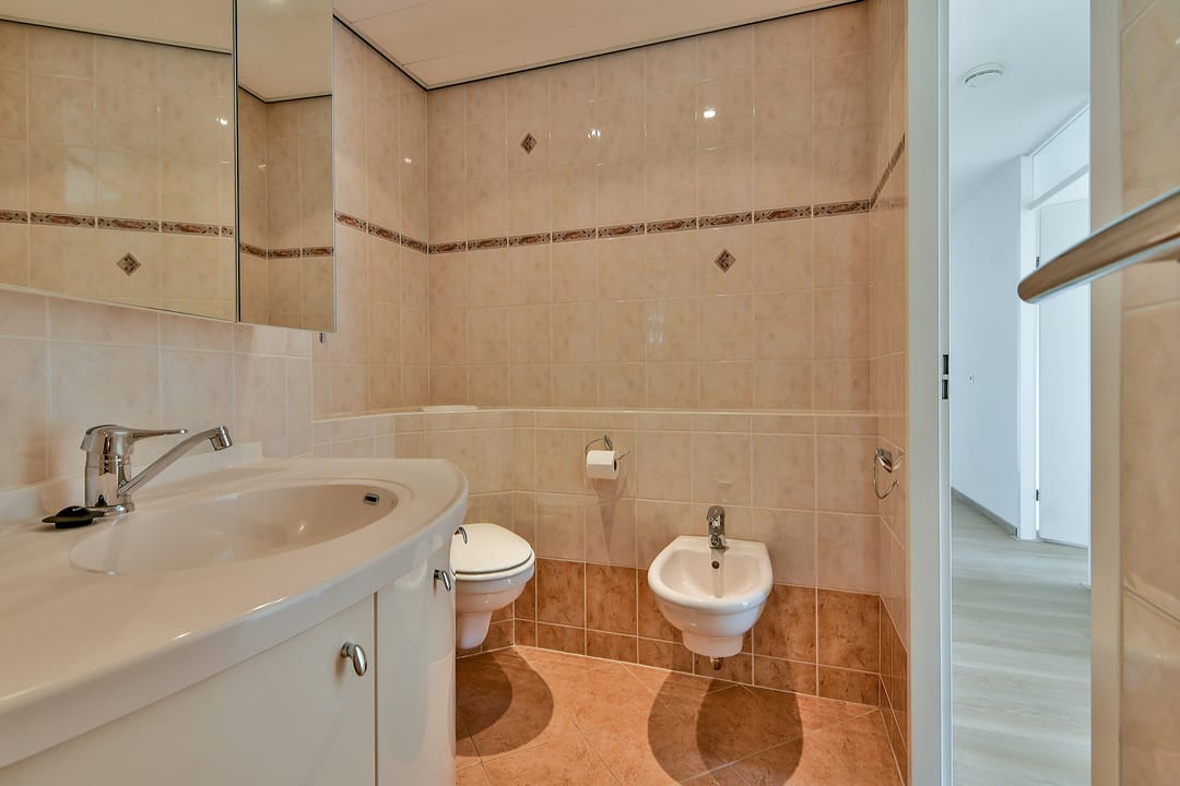 Photo 28 of Leusveld 106