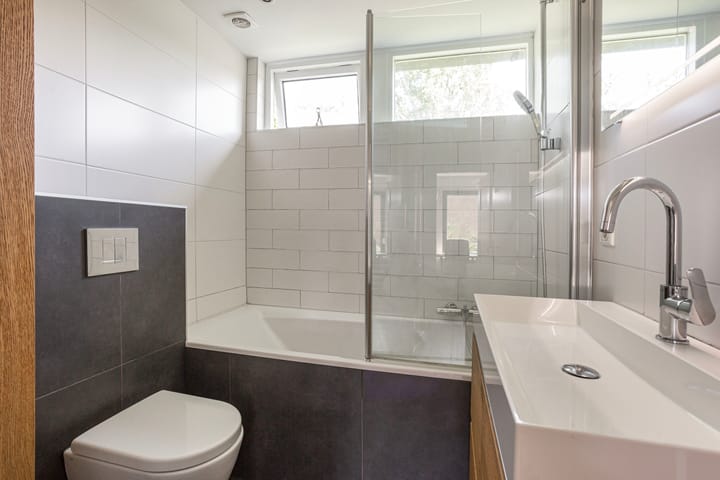 Photo 41 of Karperstraat 38