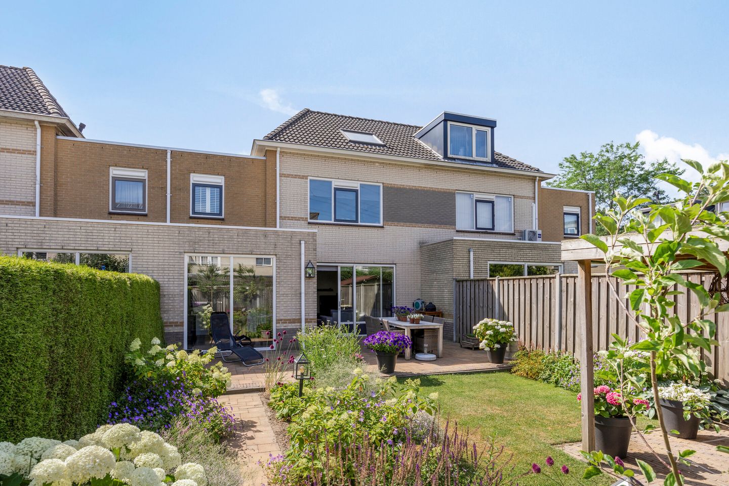 Foto 34 van Perzikstraat 49