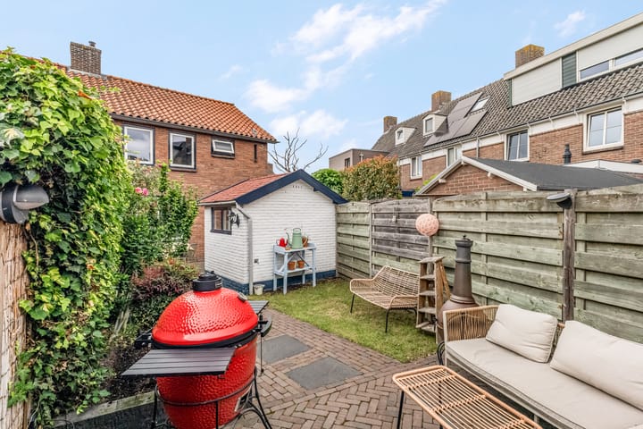 Foto 38 van Vincent van Goghstraat 1