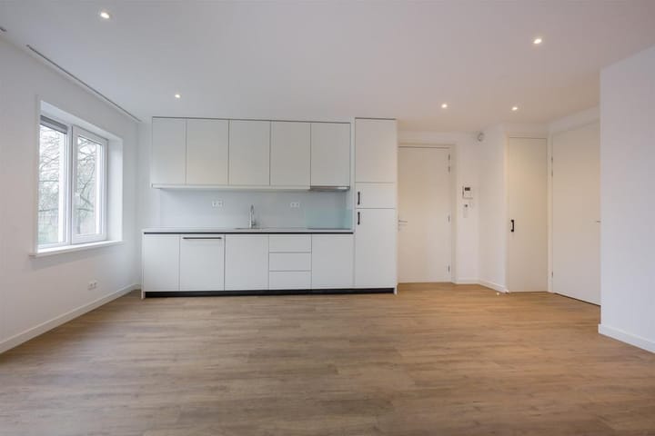 Foto 12 van Walter van Amersfoortstraat 73