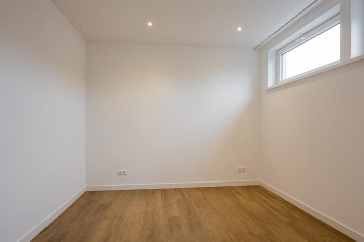 Foto 15 van Walter van Amersfoortstraat 73