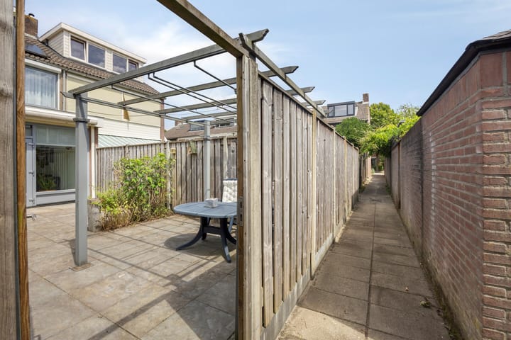 Photo 24 of Kamillelaan 18