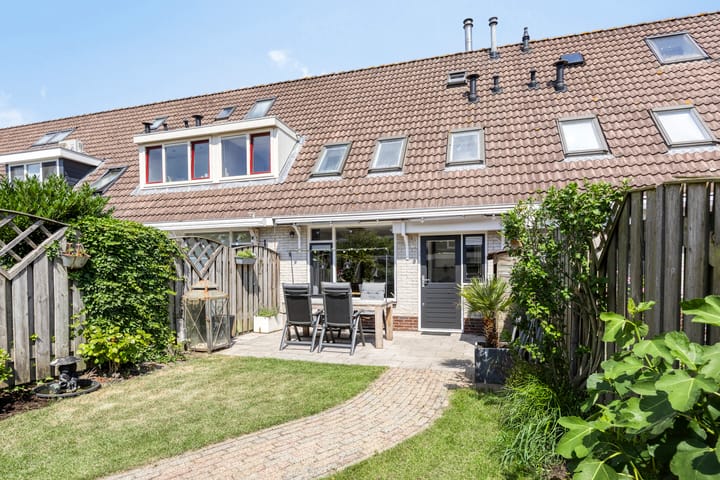 Photo 37 of Bereklauw 10