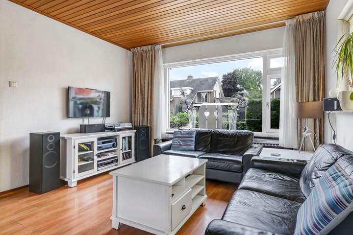 Photo 12 of Bernadottestraat 5