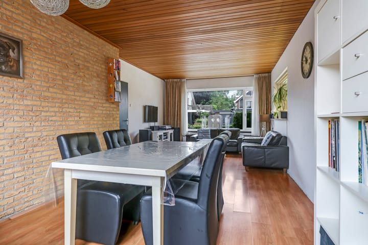 Photo 15 of Bernadottestraat 5