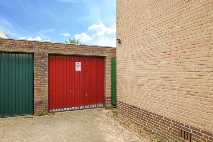 Photo 51 of Bernadottestraat 5