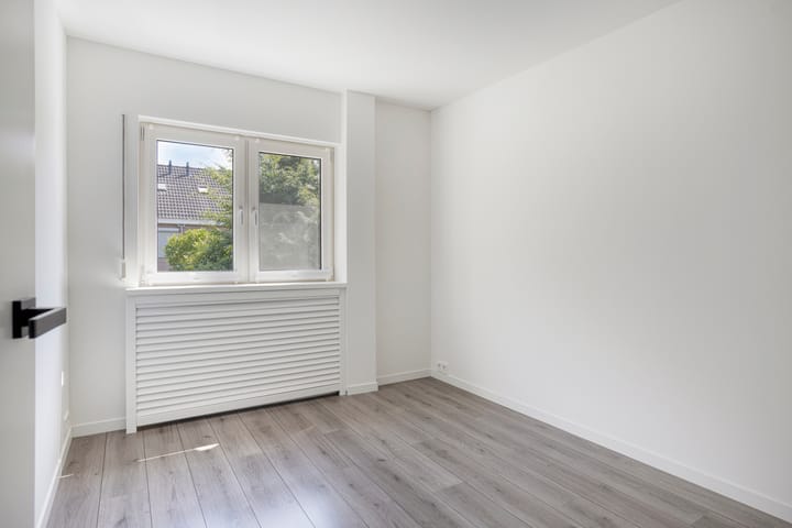 Foto 21 van Vermeerplantsoen 15