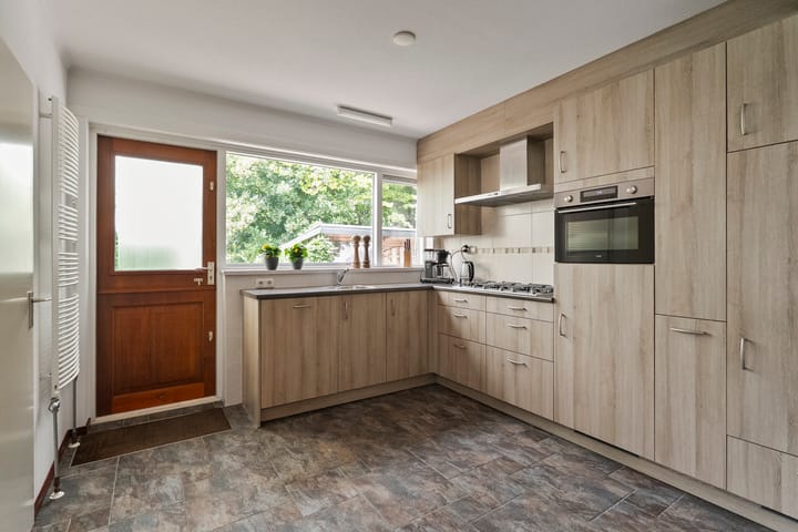 Foto 14 van Hazelaarlaan 6