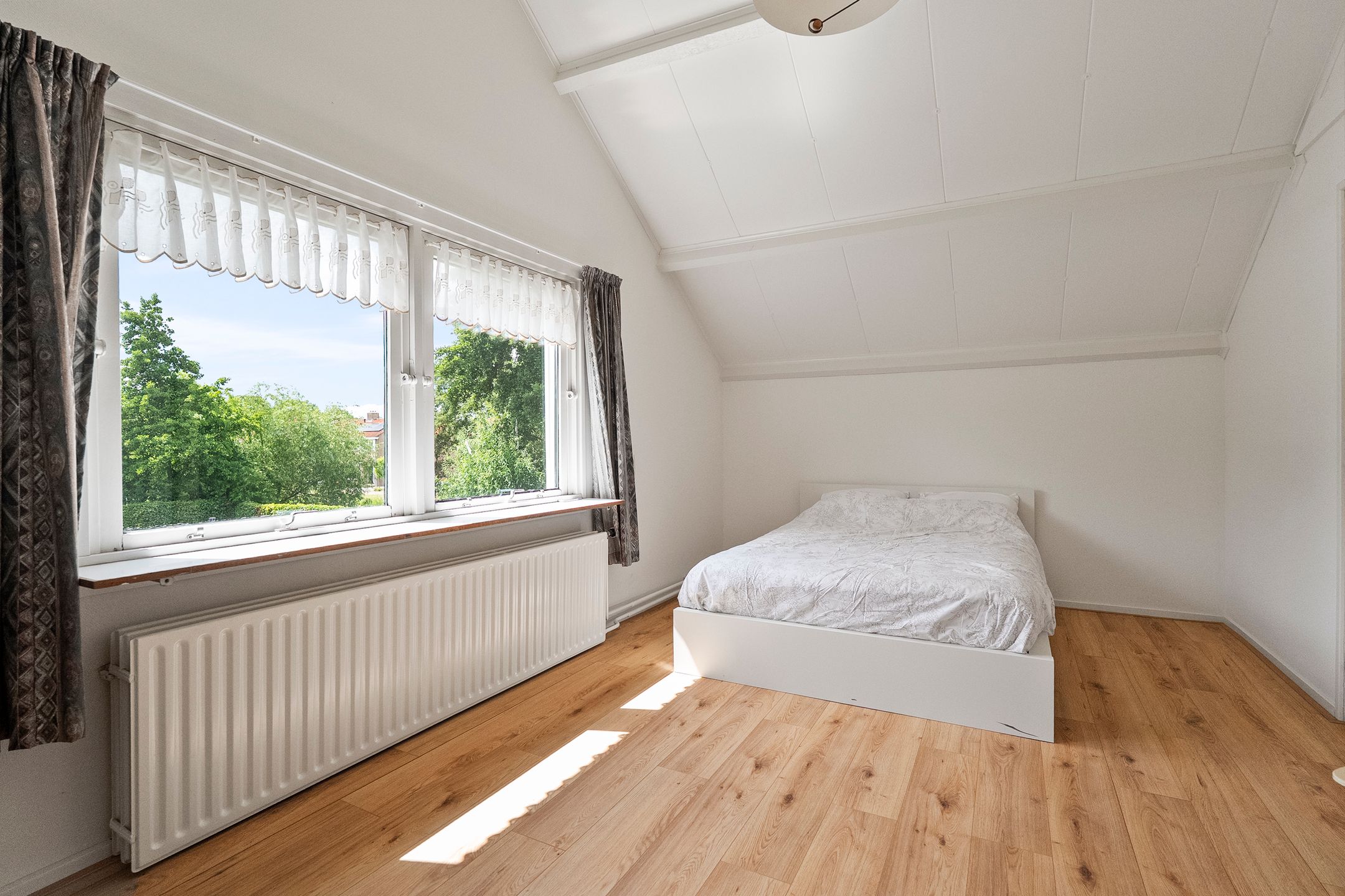 Foto 21 van Hazelaarlaan 6