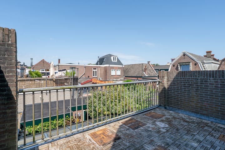 Foto 3 van 2e Tuindwarsstraat 35