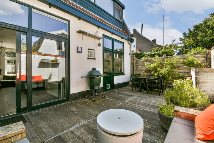 Photo 16 of Willemstraat 29