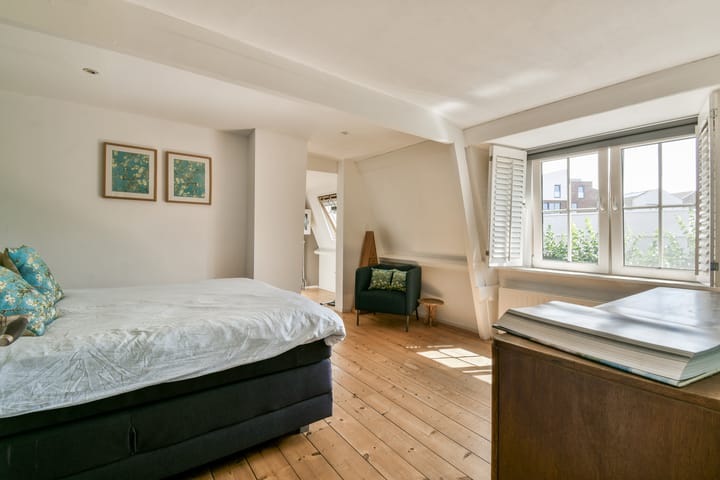 Photo 24 of Willemstraat 29