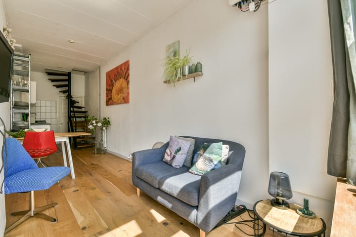 Photo 36 of Willemstraat 29