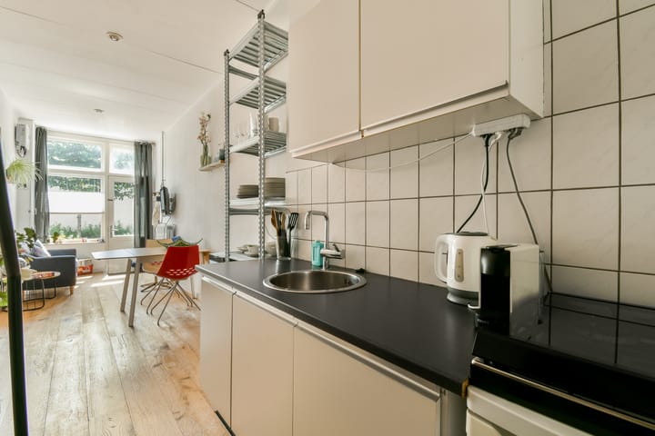 Photo 41 of Willemstraat 29