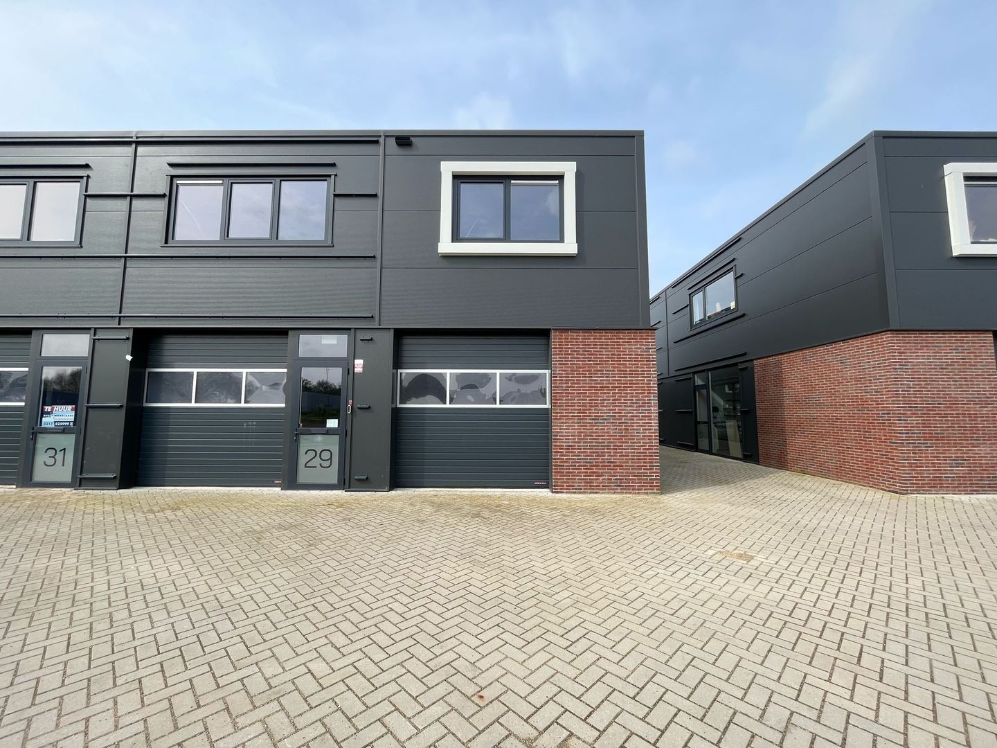 Bekijk foto 3 van Anna van Hoëvellstraat 27