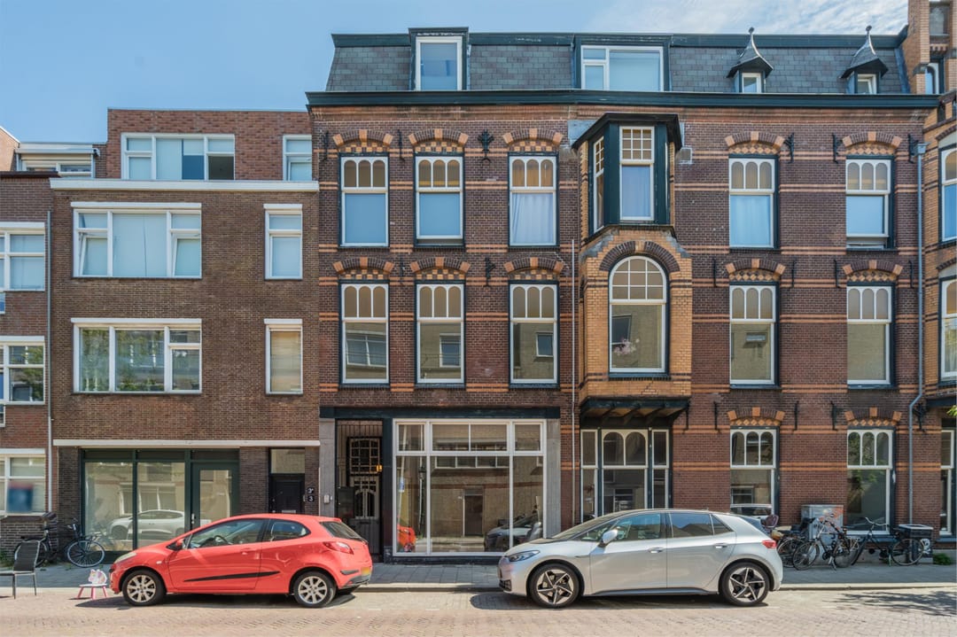 Photo 1 of Van Kinsbergenstraat 1-B