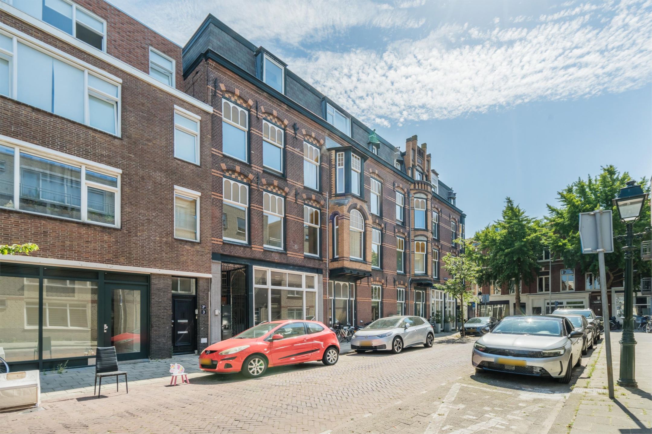 Photo 3 of Van Kinsbergenstraat 1-B