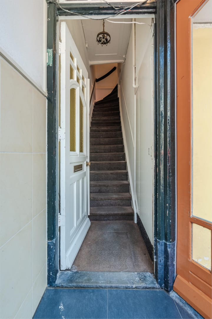 Foto 7 van Van Kinsbergenstraat 1-B