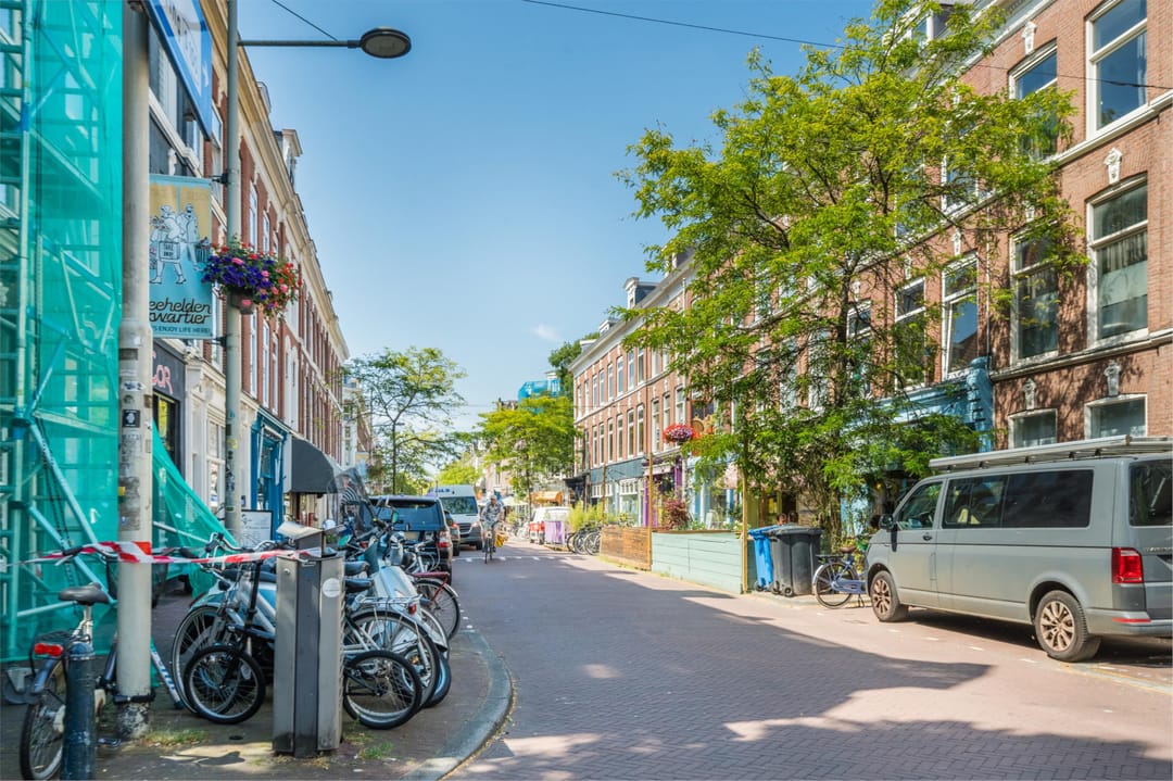 Photo 37 of Van Kinsbergenstraat 1-B