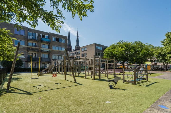 Foto 43 van Van Kinsbergenstraat 1-B