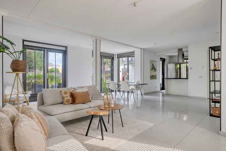 Foto 3 van Uitdamstraat 16