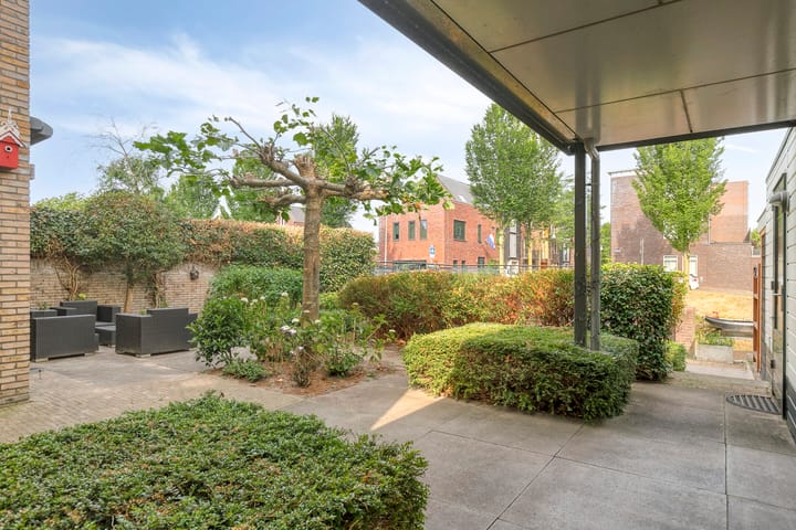 Foto 4 van Uitdamstraat 16