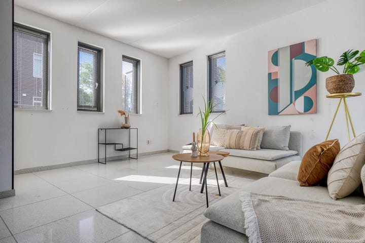 Foto 12 van Uitdamstraat 16