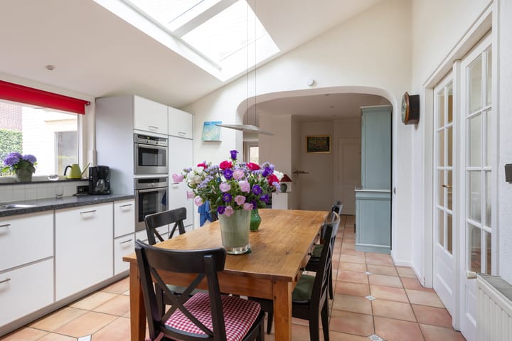 Photo 15 of Bilderdijklaan 36