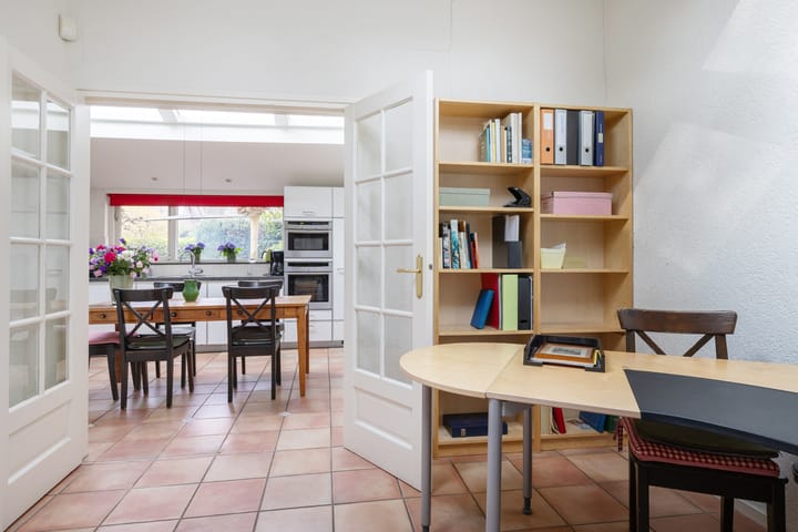 Photo 20 of Bilderdijklaan 36