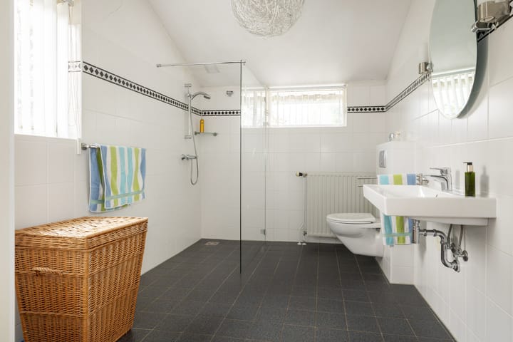 Photo 24 of Bilderdijklaan 36