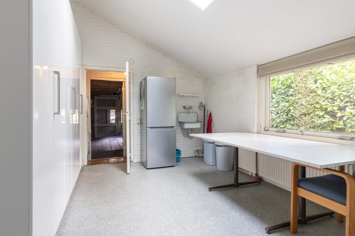 Photo 27 of Bilderdijklaan 36