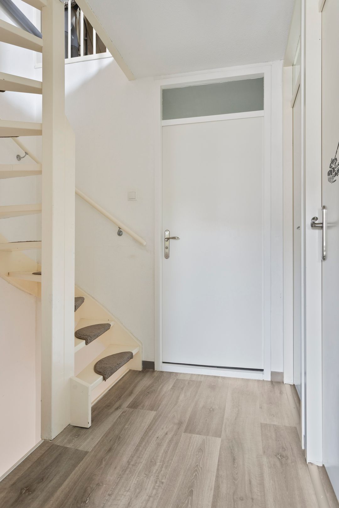 Foto 13 van Zilvermeeuw 102