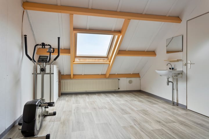 Foto 25 van Zilvermeeuw 102