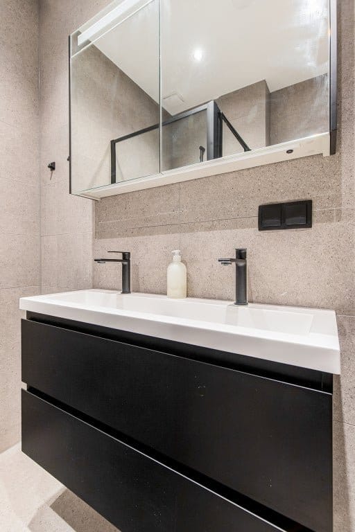 Foto 8 van Roompotstraat 10-2