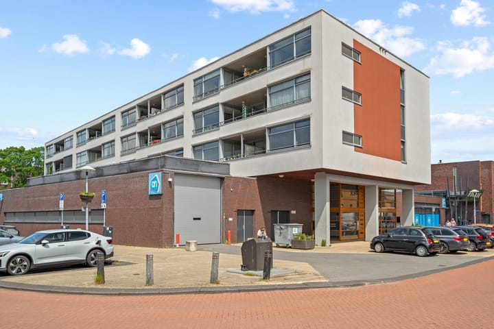 Foto 1 van Dr. Max Euwestraat 16