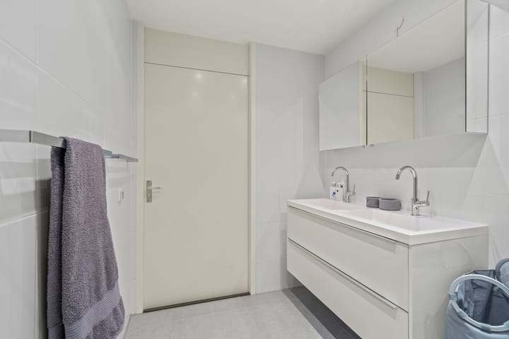 Foto 30 van Dr. Max Euwestraat 16